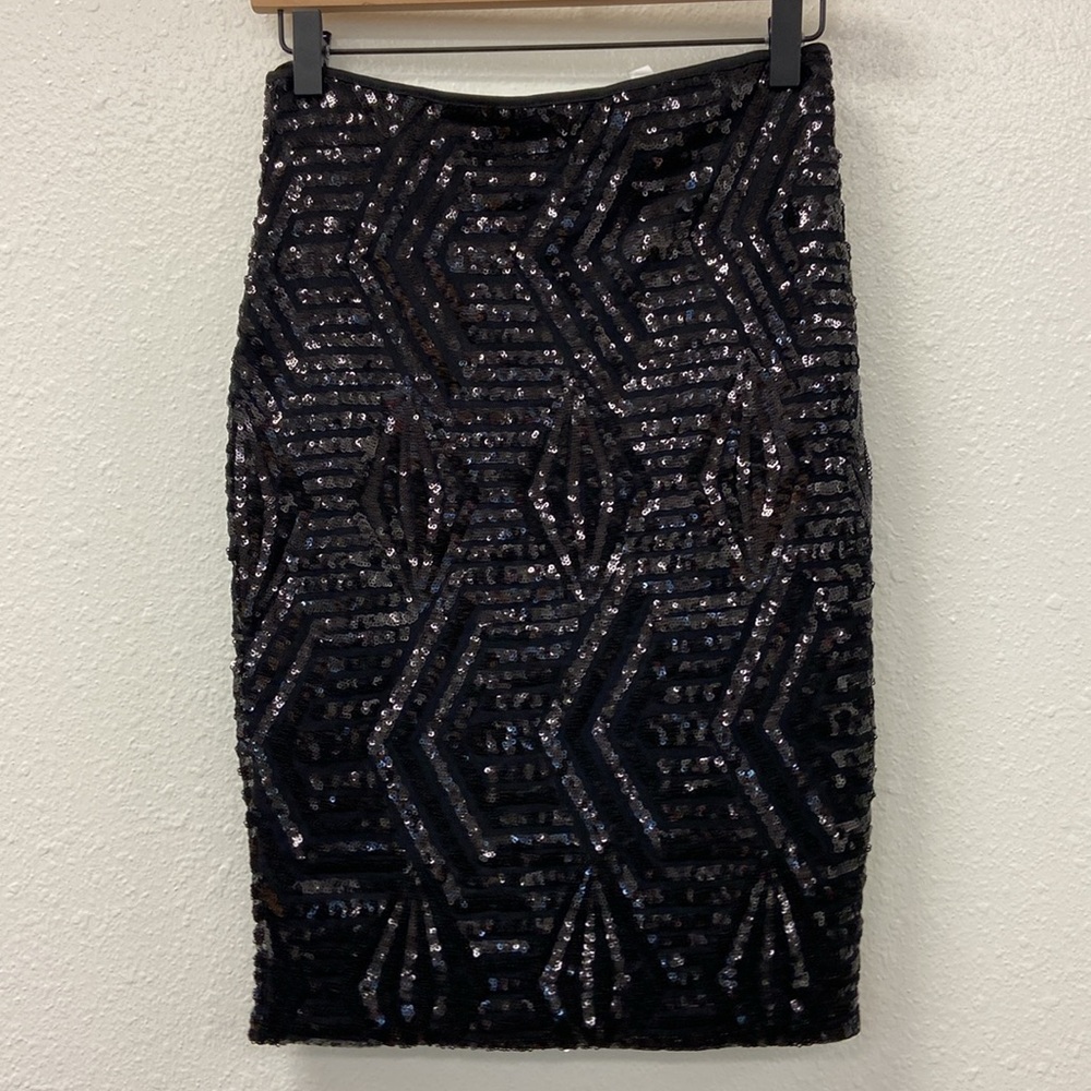 Black sequence pencil skirt image 3